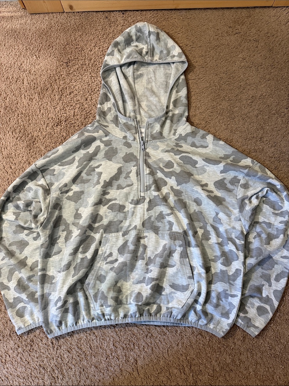 Olive & Oak Men's Gray Camo Half-Zip Hoodie Sweater